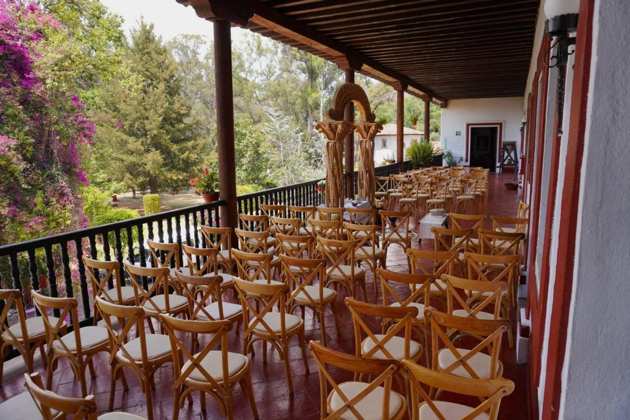 Best Western Plus Posada De Don Vasco Pátzcuaro Esterno foto The patio of the Hacienda San José